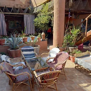Auberge de jeunesse Happy Land 