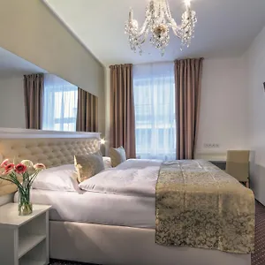 Taurus Otel Prag