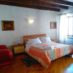Ive Apartment