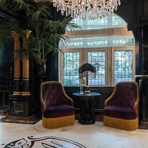 Otel Apollofirst Boutique