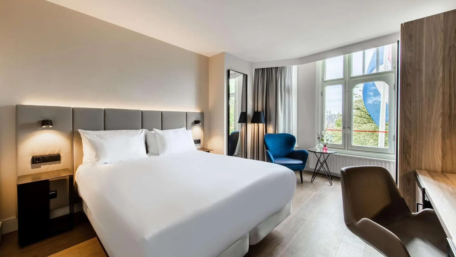 Nh Amsterdam Schiller Hotel